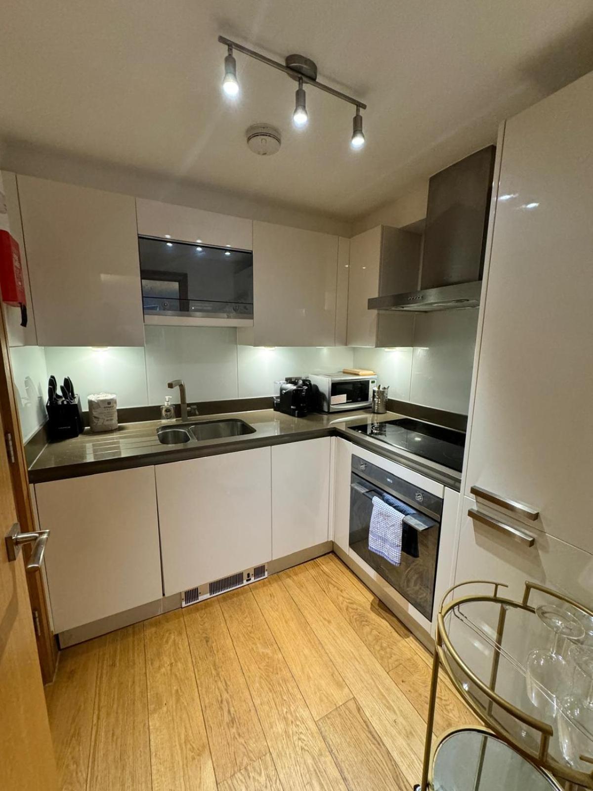 Ferienwohnung Westwood House London Exterior foto