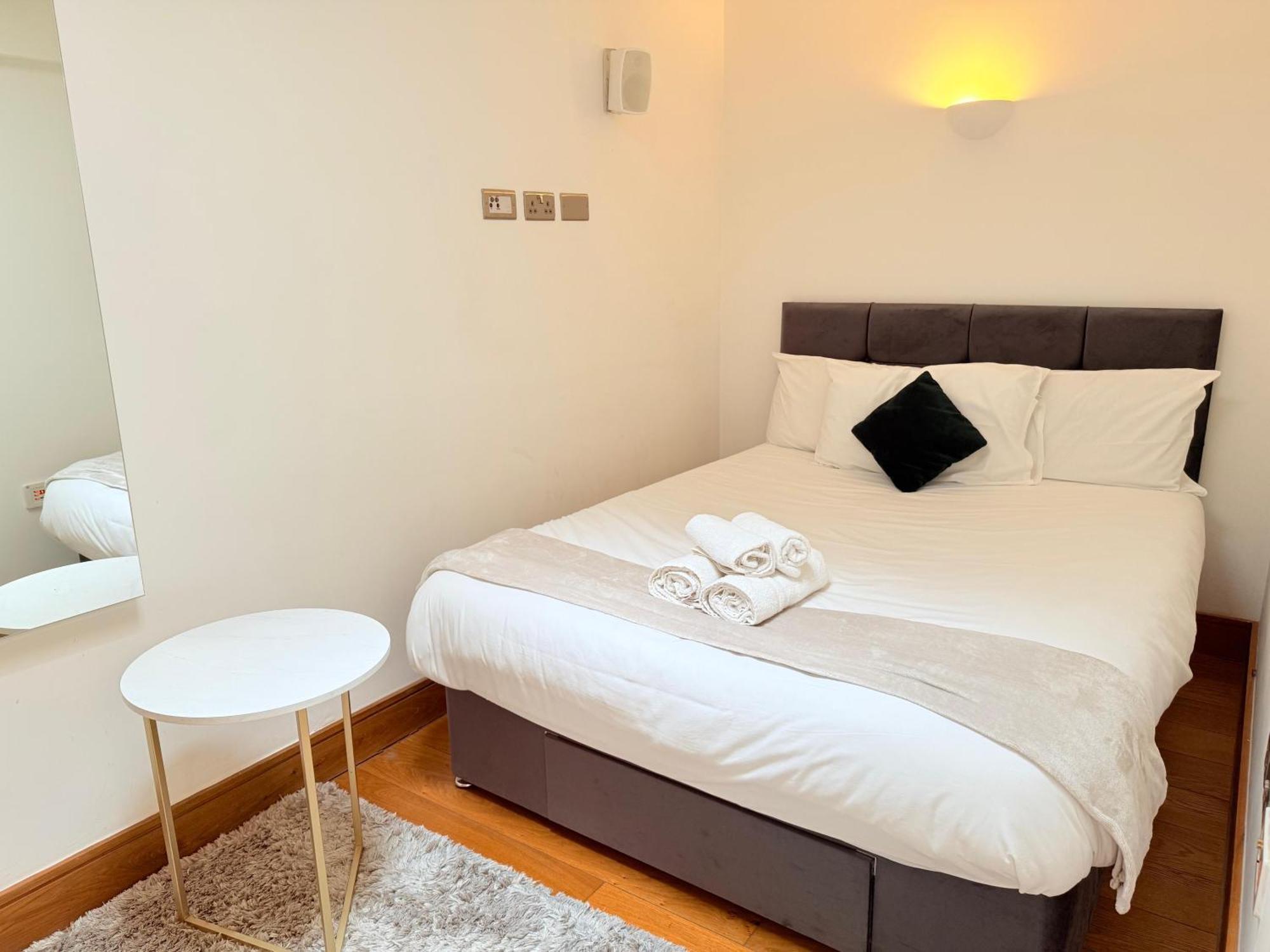 Ferienwohnung Westwood House London Exterior foto