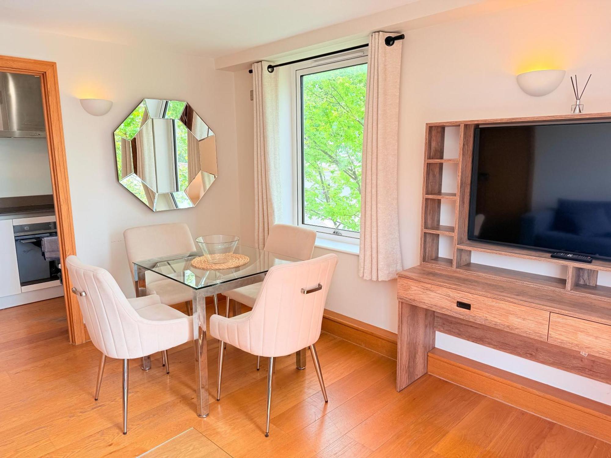 Ferienwohnung Westwood House London Exterior foto